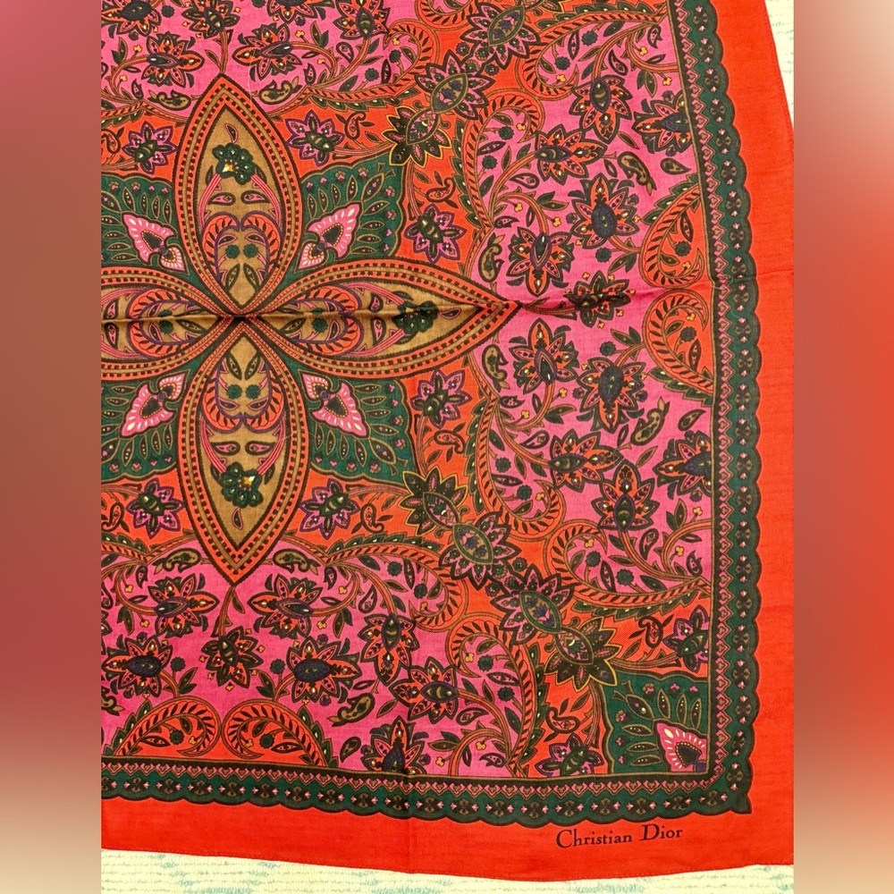 CHRISTIAN DIOR Vintage Rare Red Paisley Floral Retro 100% Wool Square Scarf - Picture 3 of 14